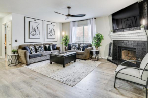 Leon Valley Home Near SeaWorld and Aquarium!